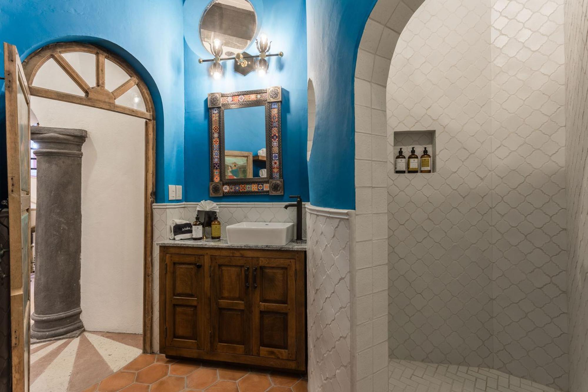 Casa Almira 5br Luxury With Pool, Hot Tub & Rooftop