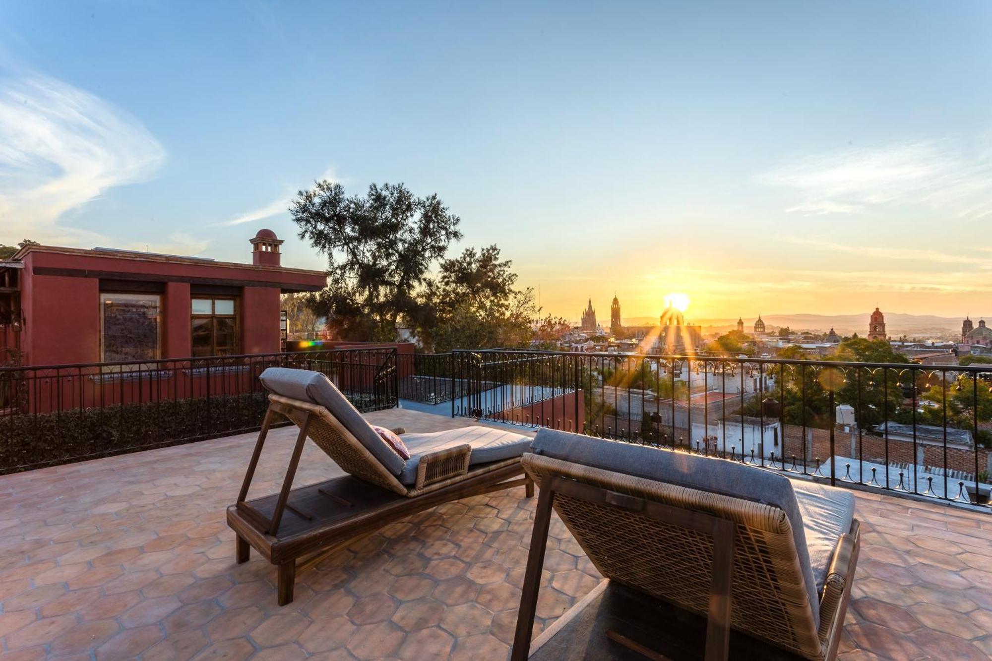 Casa Almira 5br Luxury With Pool, Hot Tub & Rooftop Сasa de vacaciones San Miguel de Allende