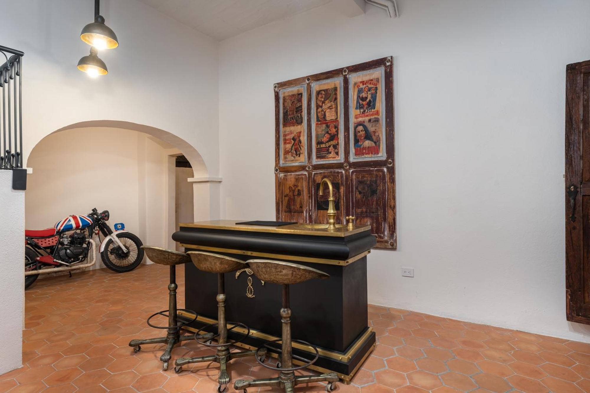Casa Almira 5br Luxury With Pool, Hot Tub & Rooftop *