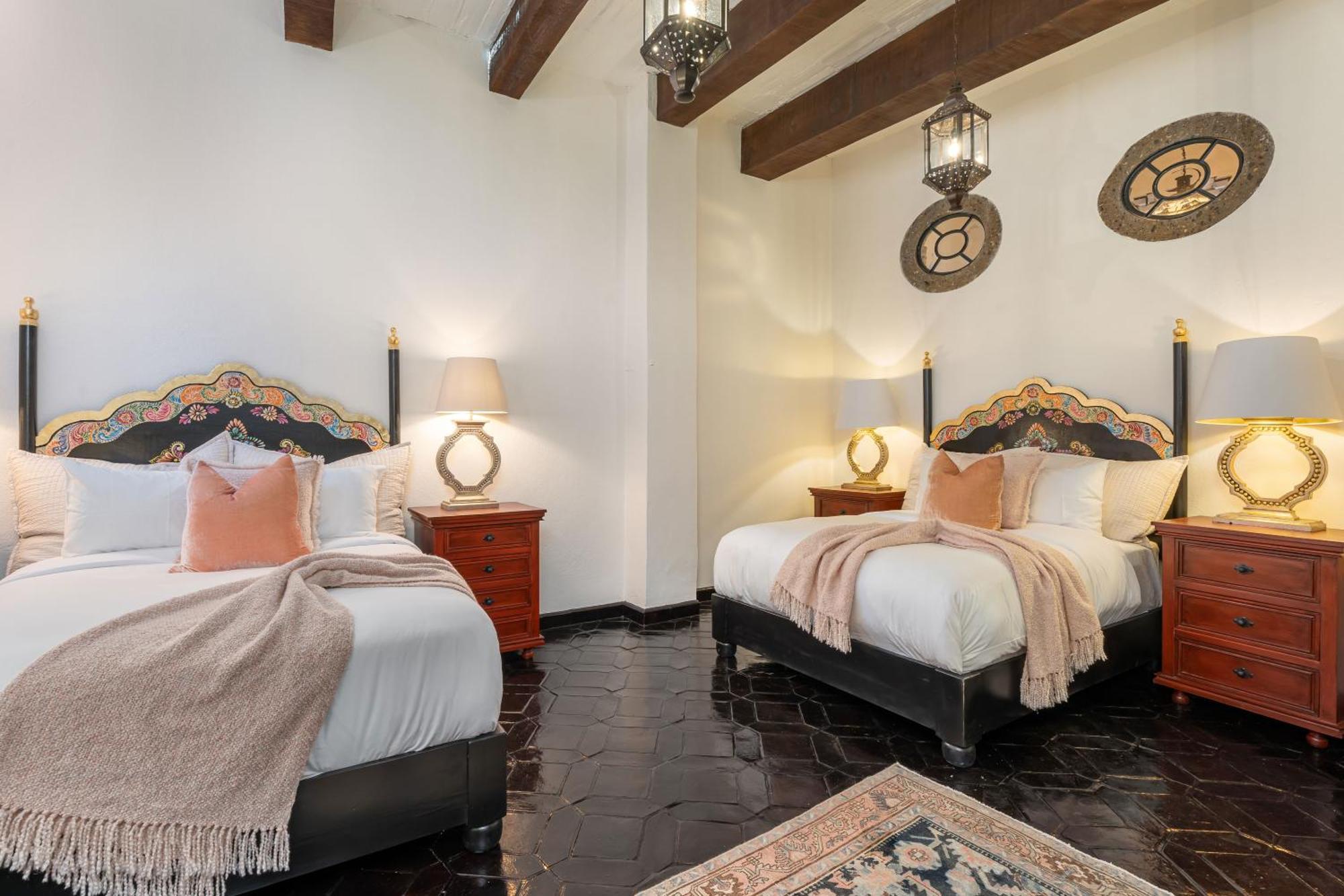 Casa Almira 5br Luxury With Pool, Hot Tub & Rooftop *