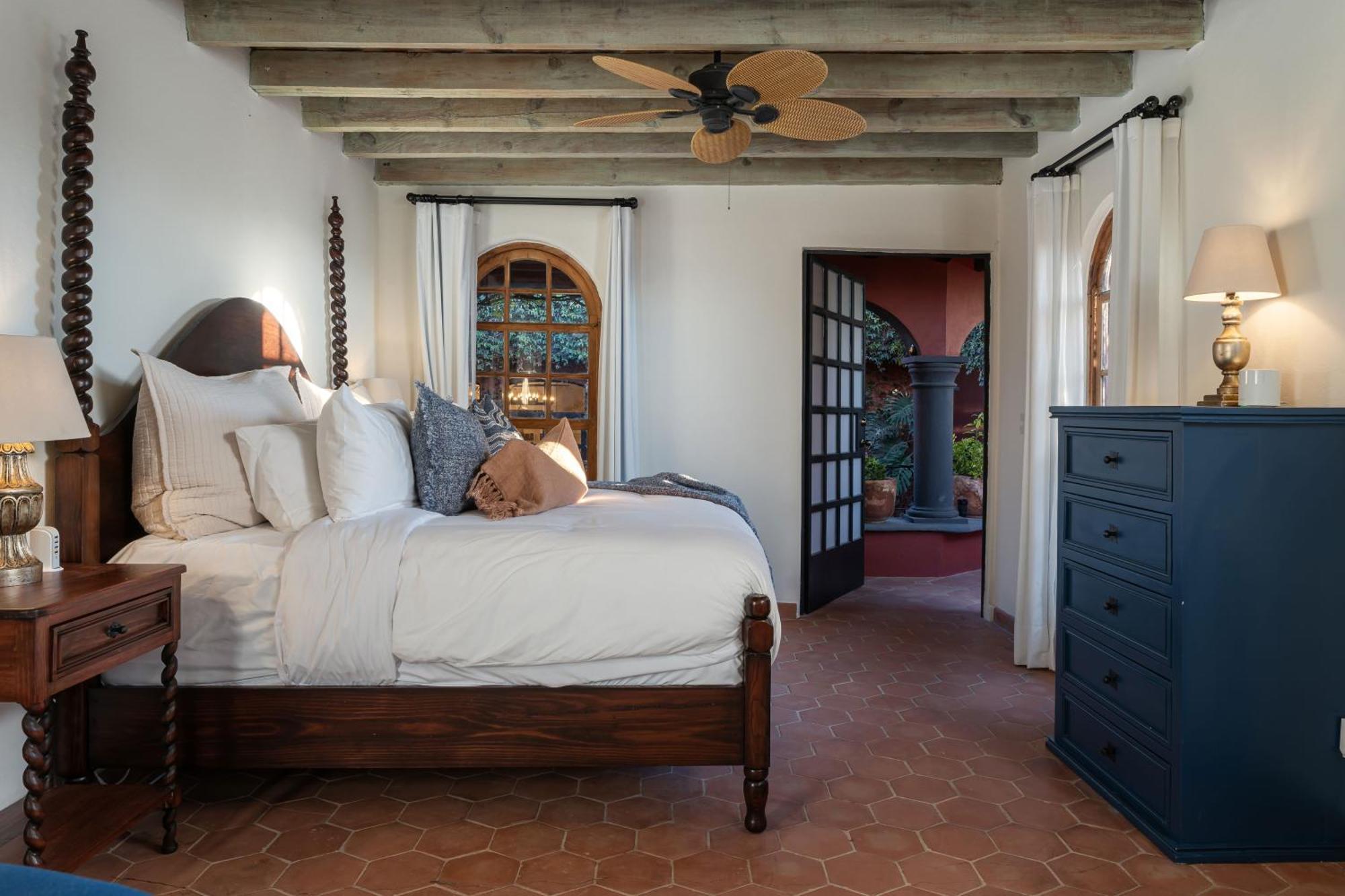 Сasa de vacaciones Casa Almira 5br Luxury With Pool, Hot Tub & Rooftop